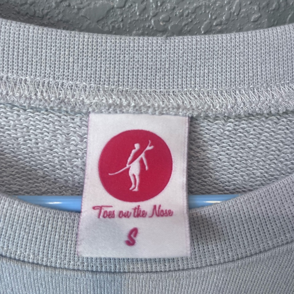 Toes on the nose men’s light blue small sweatshirt - Picture 2 of 3
